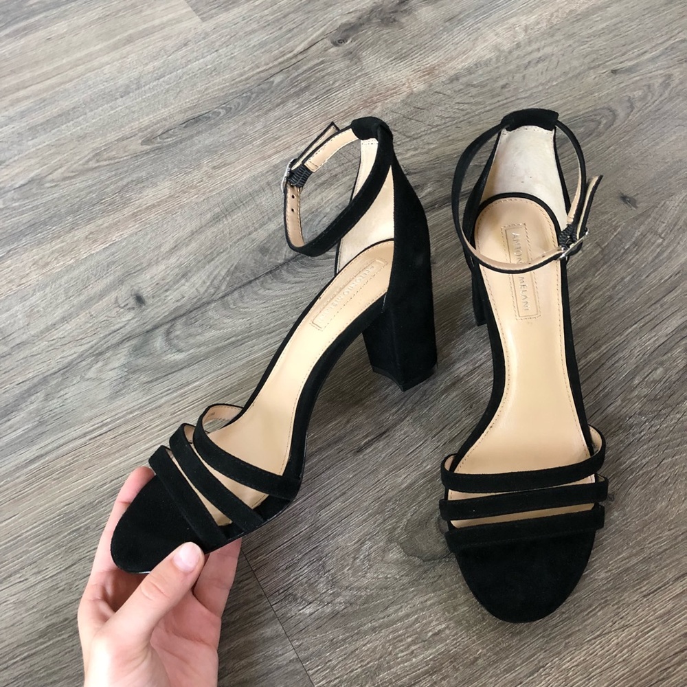 Antonio Melani Black Sandals - Picture 4 of 8